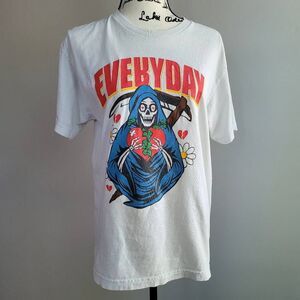 Everyday skate shop‎ graphic tee white grunge goth streetwear punk
